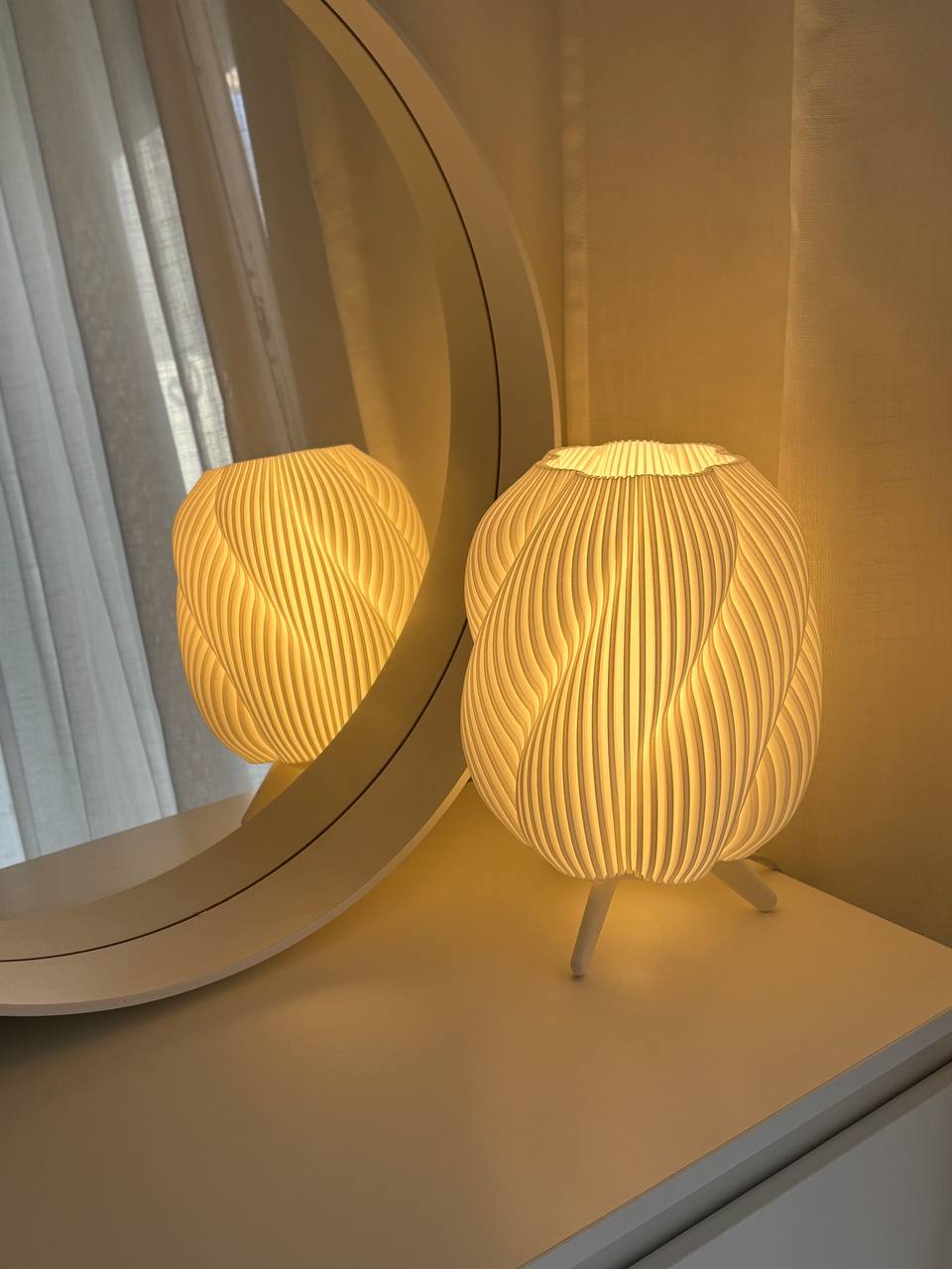 photo_2025-09-08_17-13-27 Swirl Lamp - Image 1