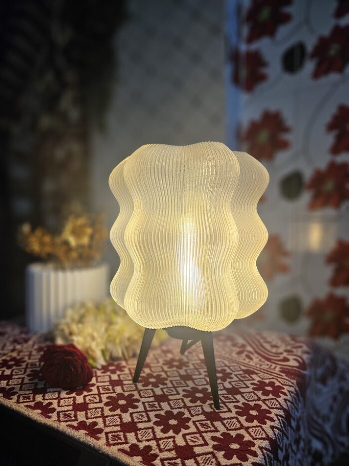 Wavy Lamp - Image 3