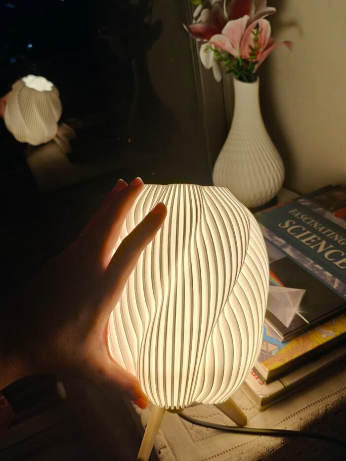 Swirl Lamp - Image 6